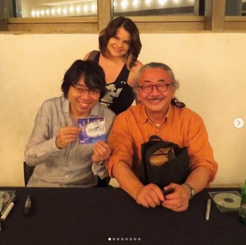 Sessão de autógrafos